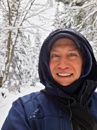 Raquel Welch's Career and Humble Response to Acting Opportunities