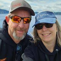 Dena Ellis's Instagram, Twitter & Facebook