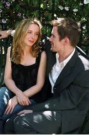 The third movie i said, 'listen guys, if i'm not paid the same, i won't do it,' julie delpy said of the pay gap between her and actor ethan hawke. Bild Zu Ethan Hawke Before Sunset Bild Ethan Hawke Julie Delpy Filmstarts De