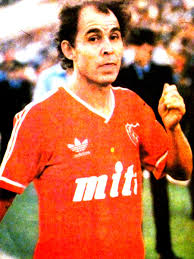 El independiente vive un óptimo momento en la temporada. Bochini Y La Furia Roja De Avellaneda Ibwm