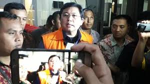 04.10.2021 · kedua, dia merendahkan martabat advokat. Kpk Siap Beberkan Peran Advokat Lucas Bantu Larikan Eddy Sindoro News Liputan6 Com