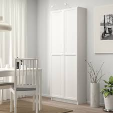 Billy Bucherregal Mit Turen Weiss Ikea Deutschland In 2020 Billy Bucherregal Bucherschrank Mit Glasturen Billy Regal Turen