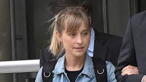 The purpose of life is to live it, to experience to the utmost, to reach out eagerly and without fear, for newer and richer. Skandal Um Sex Sekte Allison Mack Bekennt Sich Schuldig N Tv De