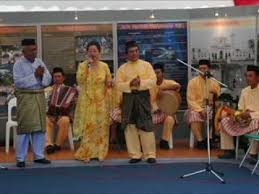 Pantun baba, dondang sayang 1931 di petik daripada akhbar the malay limited, johor bahru,johor keluaran tahun 1959. Dondang Sayang Mambo Chords Chordify