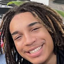 Kortnie Helm and Troy Mack's Wedding Website