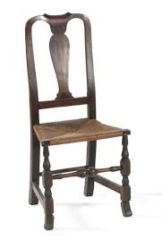 Antique American Queen Anne Rush Seat Chair In Curly And Figured Maple Vasiform Back With Well Shaped Stiles Boldly Turned Legs En Queen Anne Antiques Period Furniture