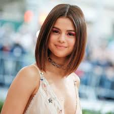 10 Best Hairstyles That Will Make Your Round Face Look Slimmer Selena Gomez Short Hair Round Face Haircuts Hair Styles