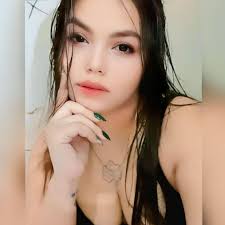 Nagsalita na ang live-in partner ng sekyu na pinatay ng isang gunman kahit  pa na ito'y nagmakaawang huwag barilin. Inihayag niya ang dalawa sa  posibleng mga motibo sa pagpatay sa biktima! 😔