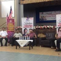 Senarai sekolah menengah terbaikdi malaysia berikut berdasarkan pencapaian keseluruhan sijil pelajaran malaysia. Sekolah Menengah Sains Tuanku Syed Putra 2 Tips