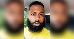 Lena Drummond's Instagram, Twitter & Facebook