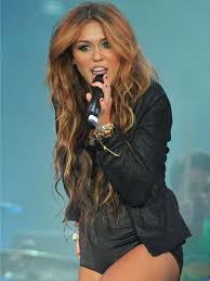 See more of miley cyrus on facebook. Miley Cyrus Locken Haare Wellen