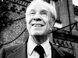 Hablando del obispo Berkeley, me acuerdo de que escribió que el sabor de la  manzana no está en la manzana misma –la manzana no posee sabor en sí misma-  ni en la