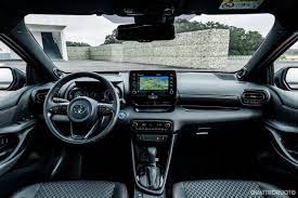 Degna di nota è anche la. Toyota Yaris Hybrid 2020 Primo Contatto E Impressioni Di Guida Quattroruote It