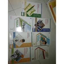 Hal ini ditandai dengan un 2020 dibatalkan oleh kemdikbud dan juga diundurnya jadwal pendaftaran dan pelaksanaan ujian. Harga Buku Neutron Terbaru Agustus 2021 Biggo Indonesia