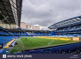 Stamford bridge stadium, although famous as the home of chelsea, was originally built for fulham. Die Stamford Bridge Ist Ein Fussballstadion Befindet Sich In Fulham In London Vereinigtes Konigreich Das Stadion Ist Heimstadion Des Chelsea F C Und Hat Eine Kapazitat Von 60 000 Stockfotografie Alamy
