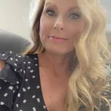 Rachel Lemaster's Instagram, Twitter & Facebook