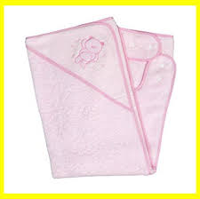 Now i can wear this towel as an apron compared to our other baby towels, the clevamama bamboo apron towel is still very soft. Amazon Com Clevamama Apron Hooded Baby Towel Bath Towel With Hood Soft Cotton Bath Wrap P Hooded Baby Towel Baby Hooded Bath Towel Baby Bath Towel