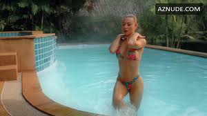 SARAH ALEXANDRA MARKS Nude - AZNude