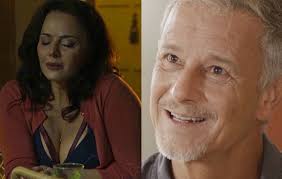 Maria Casadevall e Cauã Reymond gravam cenas de beijo na praia