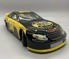 Nascar cup series xfinity series camping world truck series arca menards west series arca menards east series arca menards repco supercars championship act late model tour cars super late model tour cars late model stock tour abb formula e series. 2004 Le 04 Nextel Inaugural Season Program Car Nascar 1 24 Sc Diecast Replica Ebay