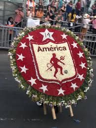 No soy hincha de ningún equipo. America De Cali Auf Twitter Seguimos Celebrando En La Feriadecaliof Esta Es La Silleta De Flores Que Se Presento En El Desfile De Cali Viejo Con El Escudo Y Las 14