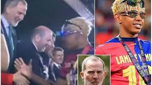 Yamal under criticism for his style and gesture in front of the Spanish  king - Telegraph - Telegraph