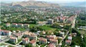 Nusret argun'un paralel yapı tarafından kıskaca alındıktan sonra satmak zorunda. Mehmet Kutman In Van A Bes Yildizli Otel Ve Avm Yatirimi Yargiya Takildi