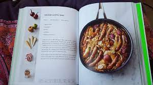 Sausage And Apple Bake Jamie Oliver S 5 Ingredient Meals Jamie Oliver Recipes Jamie Oliver 5 Ingredients Entree Recipes