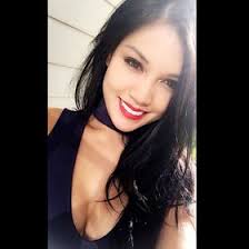 Rosa Leang's Instagram, Twitter & Facebook