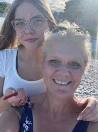 Margaret Applegate Pilon added...