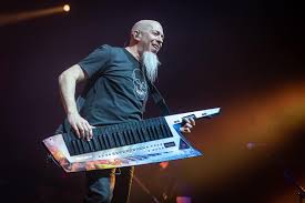 Check out Jordan Rudess' amazing new Roland Axe Edge Keytar 🎹 custom  painted by Jerry LoFaro!
