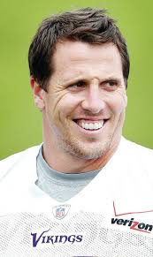 Vikings' Greenway embraces role as elder statesman