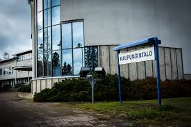 Kalajoen kaupunki muuttaa hallintoaan kritiikin takia