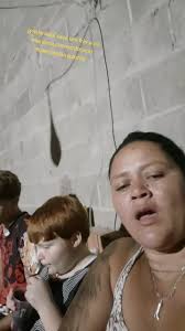 Criança Tomando Açaí