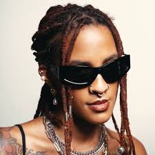 LESS THAN 26 SUNGLASSES