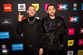 Dimitri vegas & like mike live at tomorrowland 2019 feat. Dimitri Vegas Like Mike Are Once Again Voted World S Best Dj S