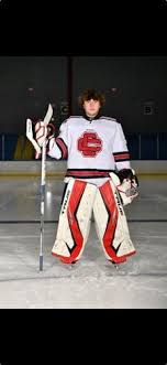 High School Hockey Notebook: Do-it-all multi-sport star DiFiore true Golden  Warrior