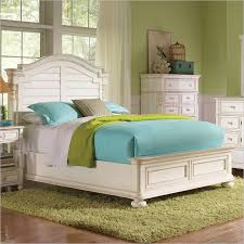 Sold separately available in queen and king. Riverside Furniture Placid Cove Arch Bed In Honeysuckle White 167x0 Placidcovearchbed Coastal Bedroom Furniture Beach Bedroom Furniture Riverside Furniture