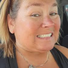 Looking for someone who offers healthy weekly meal prep. I'm stuck driving  3.5-4 hours round trip every day for work and I'm mentally and physically  exhausted by the time I get home.