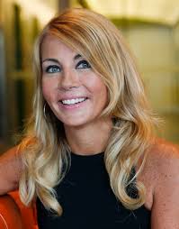 Book a Motivational Woman Speaker at WSB