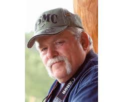 Benjamin Bagby's Instagram, Twitter & Facebook