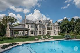 Chateau De La Roche In Alpine Nj United States For Sale On Jamesedition Osobnyak Domashnij Bassejn Sovremennyj Osobnyak