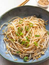 Korean Bean Sprout Salad (Sukju Namul Muchim) – The Tasty Chilli