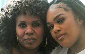 Pittsburgh Bereavement Doulas embrace parents through the loss of a baby