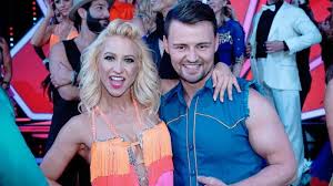 Für ihren erfolg habe sie hungern müssen, weil sie. Let S Dance 2017 Jorg Draeger Und Marta Arndt Ist Das Ein Toupet