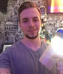 Liverpool bartender becomes ripped bodybuilder thanks to hormone jabs