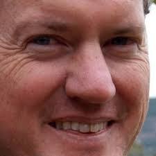 Russell Roe's Instagram, Twitter & Facebook