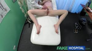 Unscrupulous erotic doctor voyeur - Hidden cam of beautiful girl!