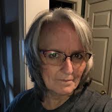 Shelly Fortier's Instagram, Twitter & Facebook