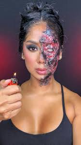 Watch the burn come to life 🔥 🎃 #spookyseason #realisticburn #sfxmakeup  #fakeburn @mehronmakeup @skinillustratorofficial @smoothon @ttd_eye  @ttdeyeofficial